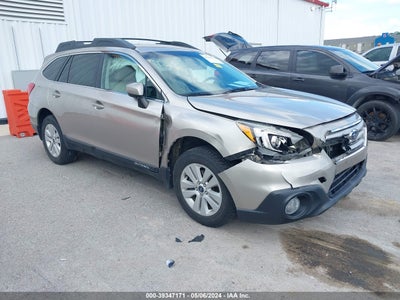 SUBARU OUTBACK 2015