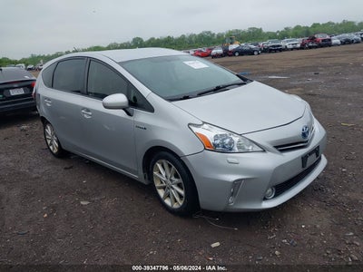 TOYOTA PRIUS V 2012