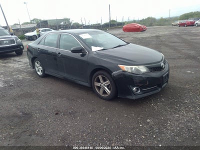 TOYOTA CAMRY 2014
