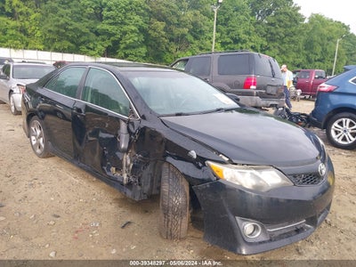 TOYOTA CAMRY 2012