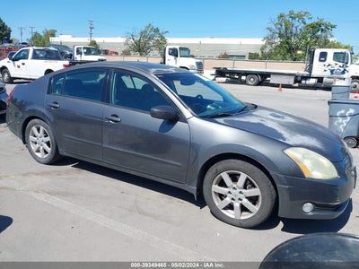NISSAN MAXIMA 2004