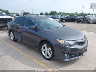 TOYOTA CAMRY 2012