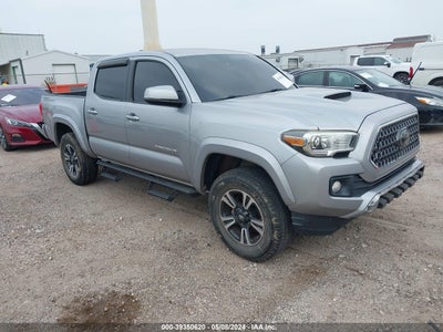 TOYOTA TACOMA 2019