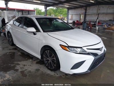 TOYOTA CAMRY 2018