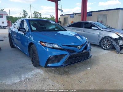TOYOTA CAMRY 2024