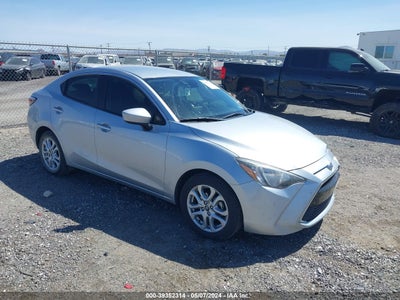 TOYOTA YARIS IA 2017