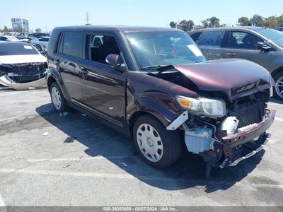 SCION SCION XB 2015