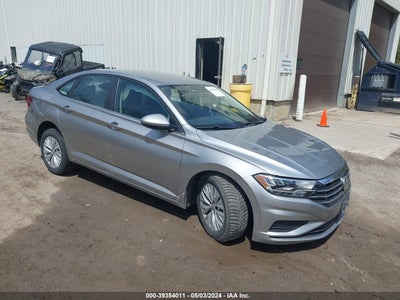 VOLKSWAGEN JETTA 2019