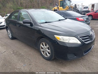 Toyota Camry 2011