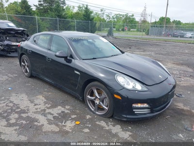 PORSCHE PANAMERA 2011