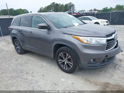 TOYOTA HIGHLANDER 2016