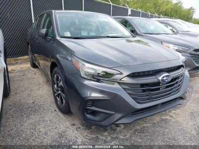 Subaru Legacy 2024