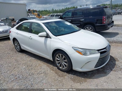 TOYOTA CAMRY 2015