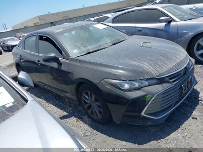 TOYOTA AVALON 2019