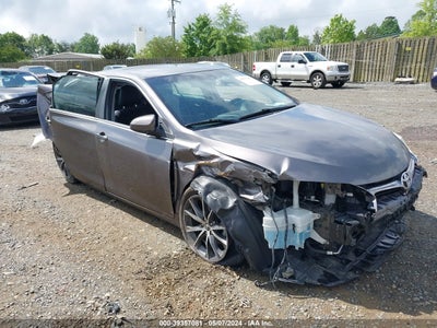 TOYOTA CAMRY 2015