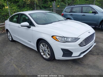 FORD FUSION HYBRID 2019