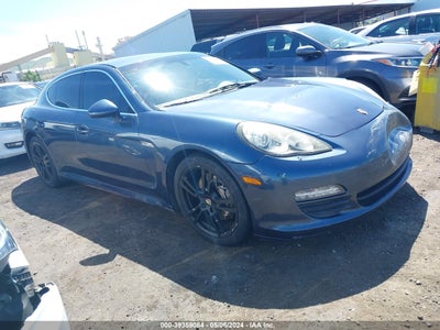 PORSCHE PANAMERA 2010