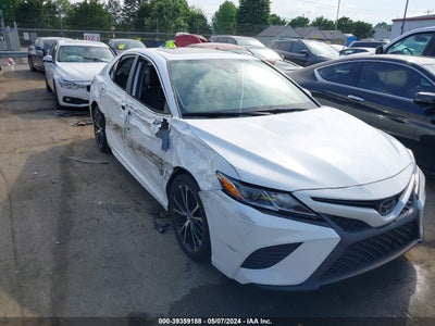 TOYOTA CAMRY 2019