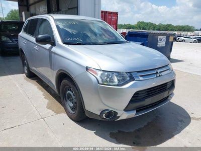MITSUBISHI OUTLANDER 2015