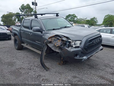 TOYOTA TACOMA 2017