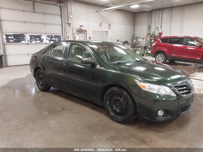 TOYOTA CAMRY 2010