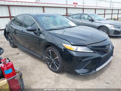 TOYOTA CAMRY 2020