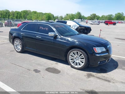 CHRYSLER 300 2012
