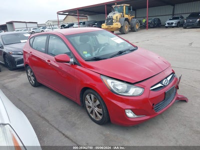 HYUNDAI ACCENT 2012