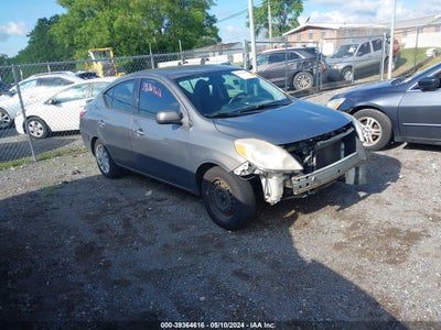 NISSAN VERSA 2014