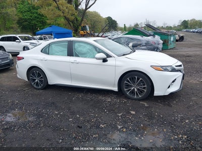 TOYOTA CAMRY 2020