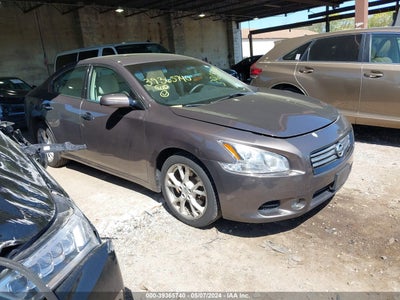 NISSAN MAXIMA 2014
