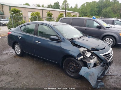 NISSAN VERSA 2016