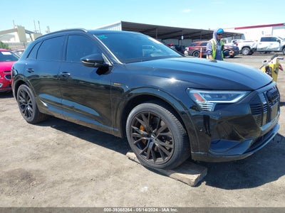 AUDI E-TRON 2022