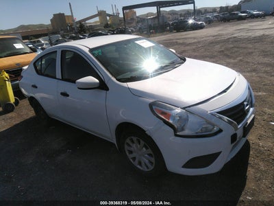 Nissan Versa 2016