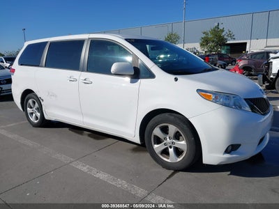 TOYOTA SIENNA 2014