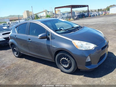 TOYOTA PRIUS C 2013
