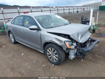 VOLKSWAGEN PASSAT 2012