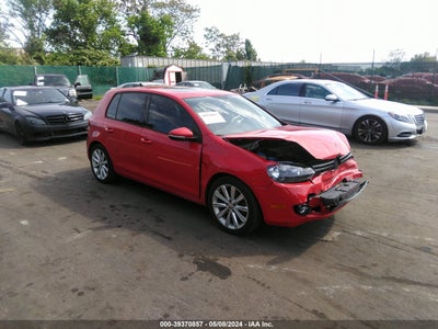 VOLKSWAGEN GOLF 2012