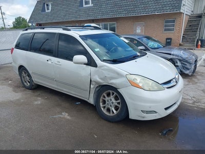TOYOTA SIENNA 2006