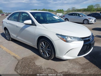 TOYOTA CAMRY 2016