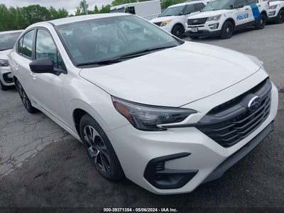 Subaru Legacy 2024