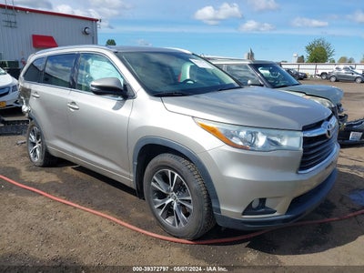 TOYOTA HIGHLANDER 2016