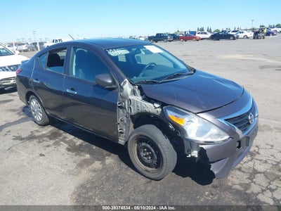 NISSAN VERSA 2015