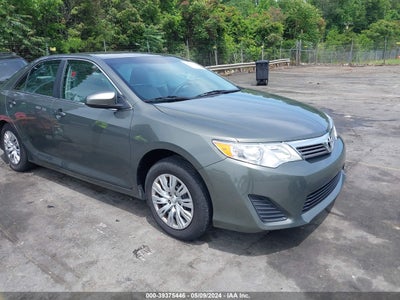 TOYOTA CAMRY 2014