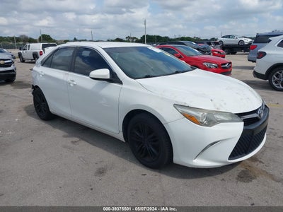 TOYOTA CAMRY 2016