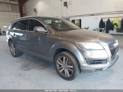 AUDI Q7 2012