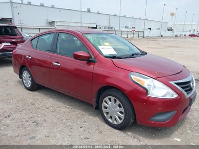 NISSAN VERSA 2016
