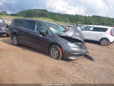 Chrysler Voyager 2023