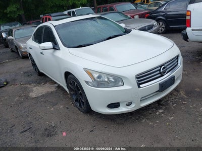 Nissan Maxima 2014