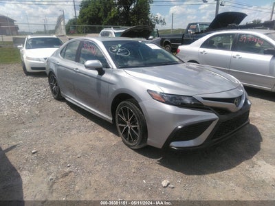 TOYOTA CAMRY 2023